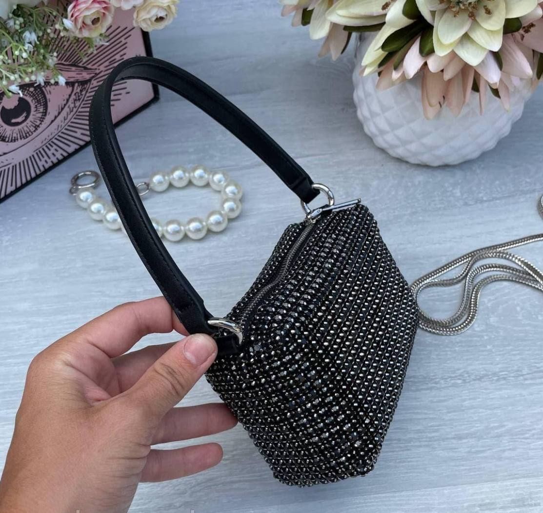 Taschen für Damen: Sac de soirée tendance – Neu und originalverpackt aus Sonceboz-Sombeval von ale_7xcx 1