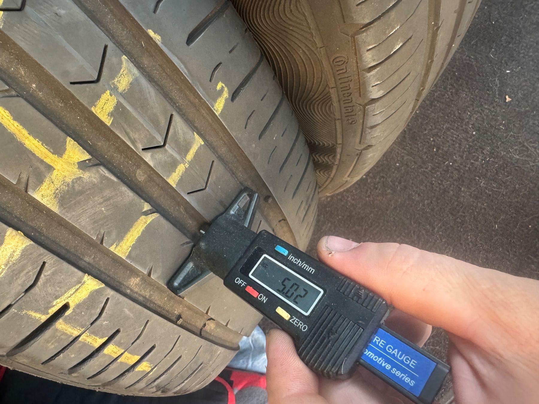 Continental Pneus & Kompletträder: 195/60R15 – Gebraucht aus Widen von Dinero02 5