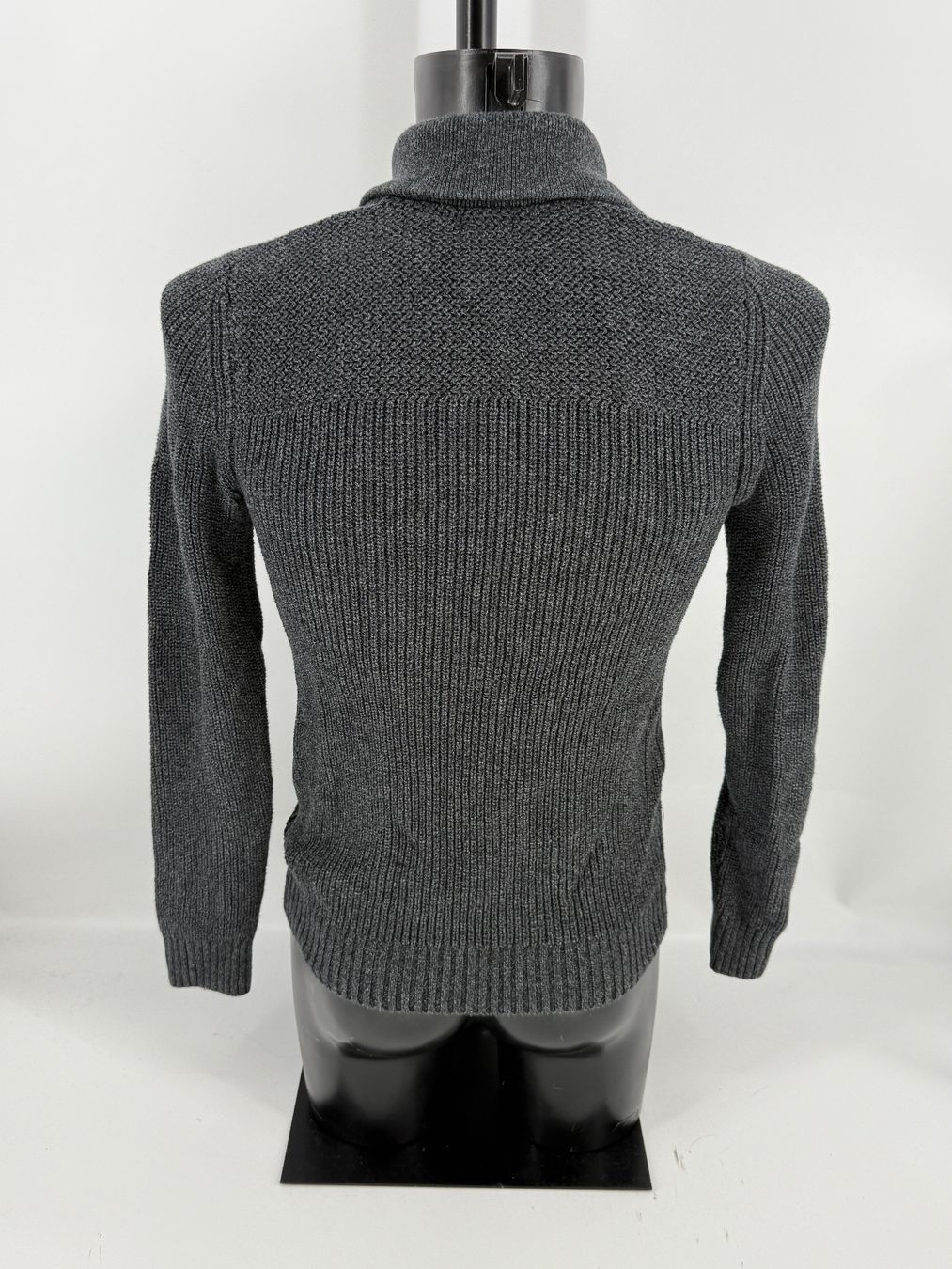 H&M Maglioni & Felpe: Strickjacke Gr. XS von H&M – Usato da Auenstein venduto da moin. 2