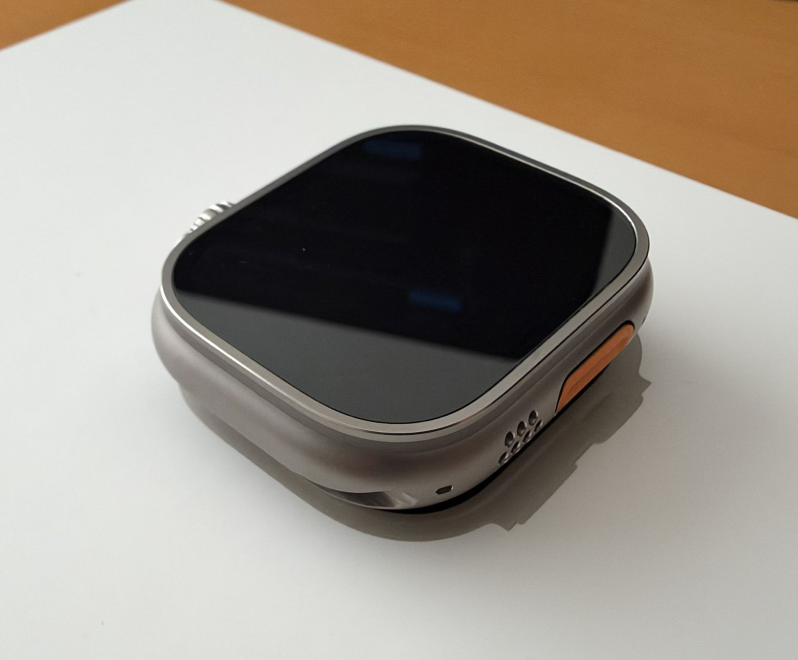 Apple Smartwatch: Apple Watch Ultra  gen 1 mit Trail Loop – Usato da Wettingen venduto da Sephiroth0 2