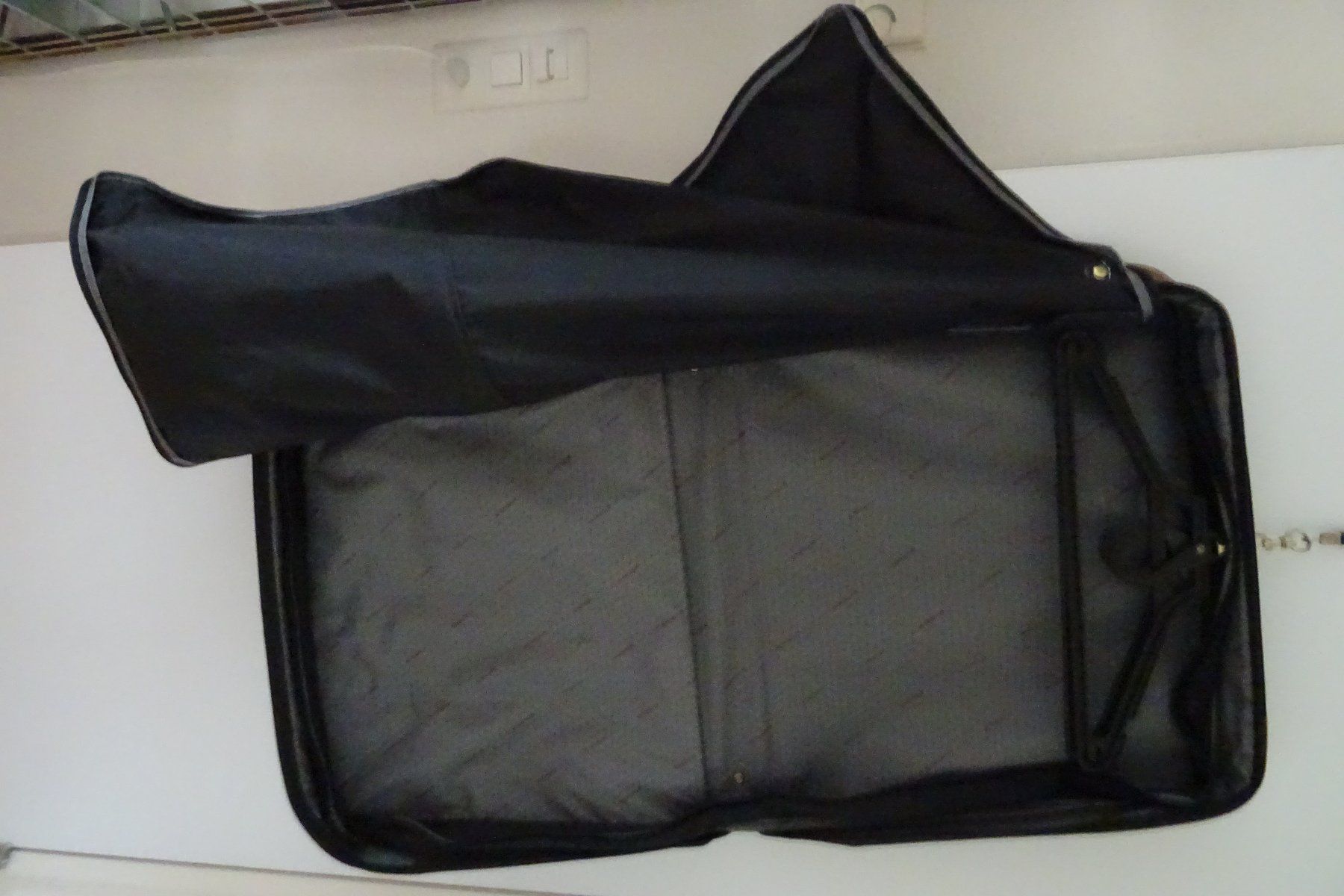 Samsonite Valises de voyage: Reise Kleidersack – D'occasion à Zürich par hmu01 1