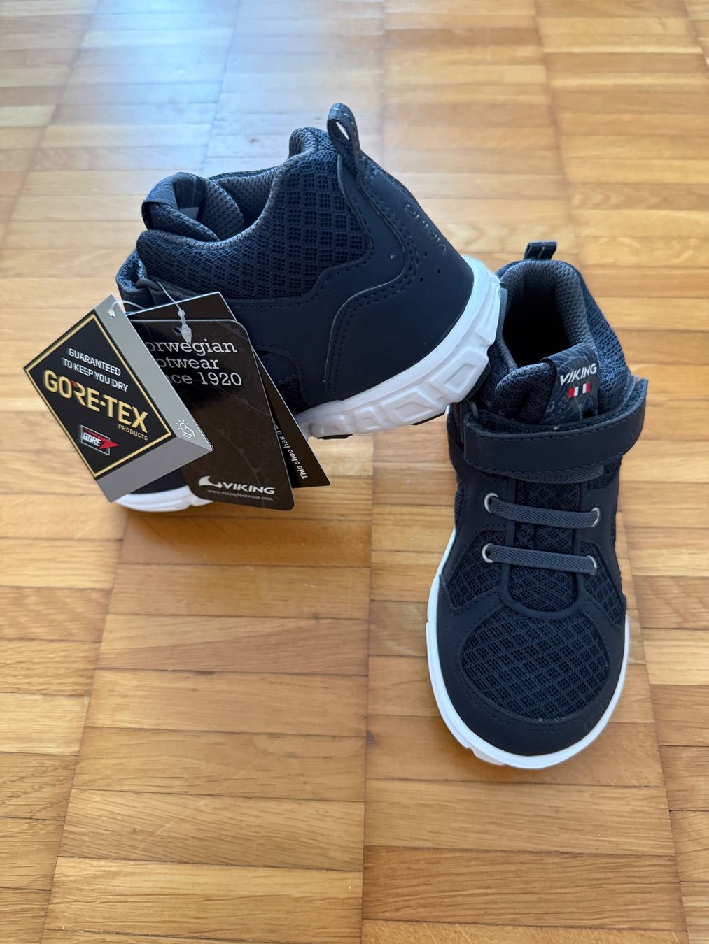 Viking Scarpe per ragazzi: Viking ALVDAL MID R GTX Gr 28 – Nuovo (secondo la descrizione) da Richterswil venduto da Eunoia85 1