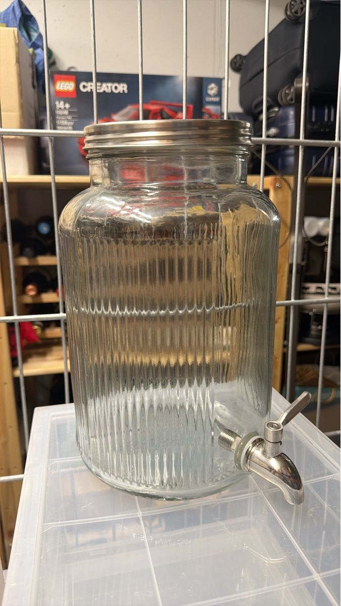 Ikea Gläser: Glas-Getränkespender mit Hahn – Gebraucht aus Luzern von Weekend