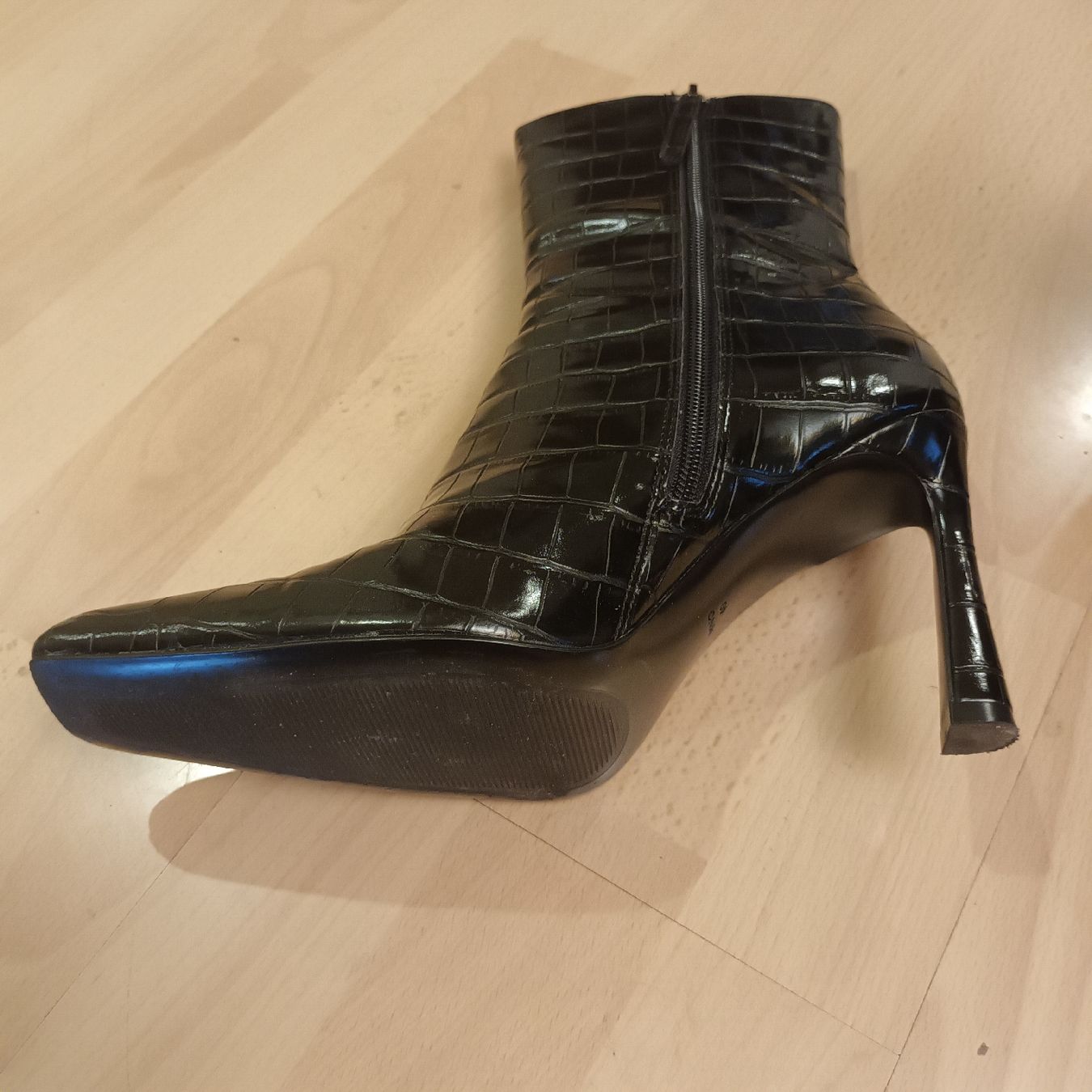 Mango Chaussures femmes: MANGO: Schwarze Stiefeletten, Grösse 40 – Neuf (Voir description) à Winterthur par Bartrg77 3