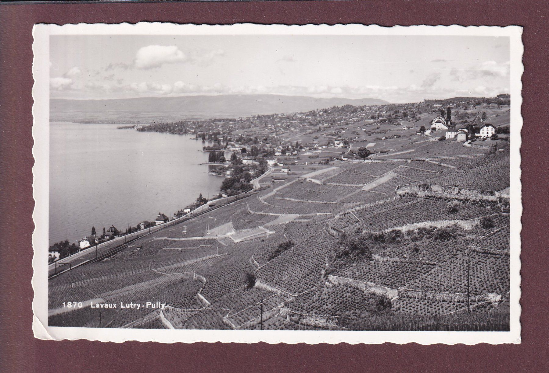 Cartoline postali: Lavaux - LUTRY - Pully // pli d'angle // – Usato da Pully venduto da nicecards