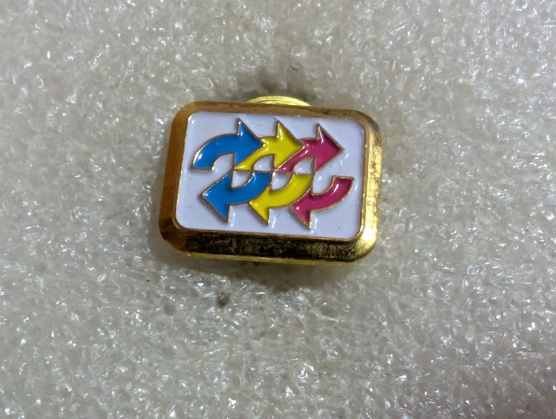 Plaquettes & Badges: Ansteckpin 195: Pfeile – D'occasion à Oppligen par Pin-Fall-Shop