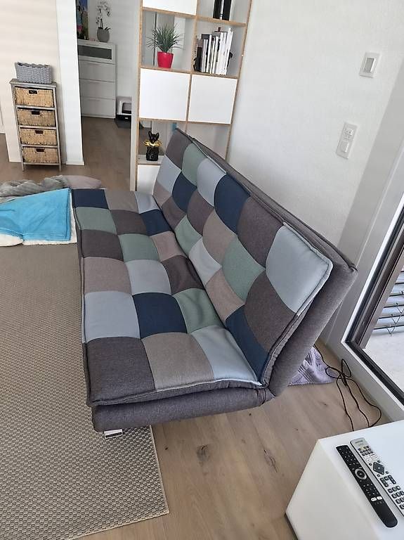 Conforama Sofas: Conforama Schlafsofa / Bettsofa im Patchwork-Design – D'occasion à Gelterkinden par coco824 2