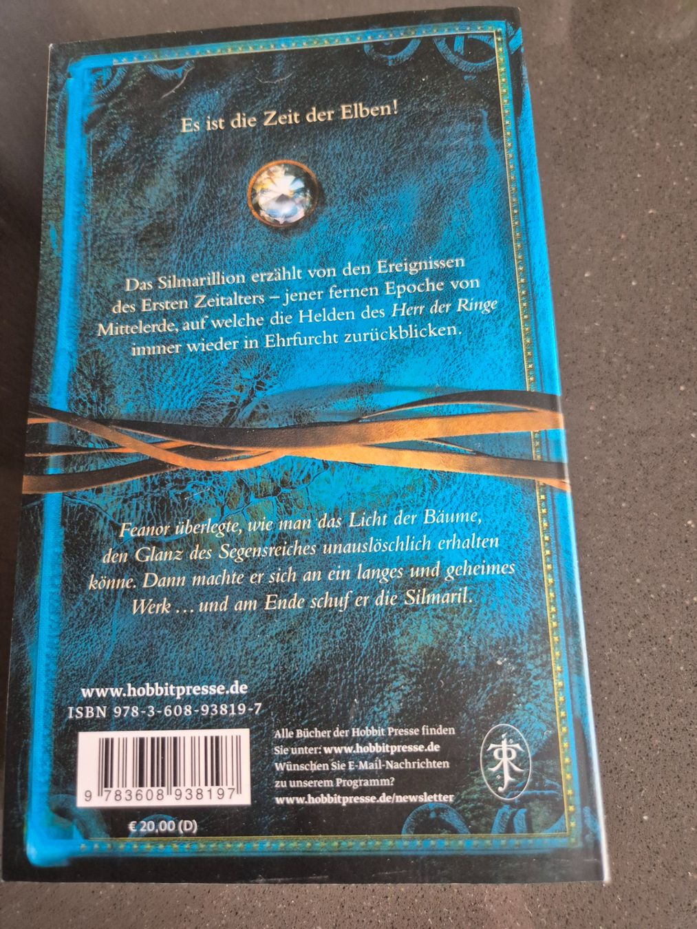 Libri: J.R.R. Tolkien - Das Silmarillion - Top! – Nuovo (secondo la descrizione) da Stäfa venduto da Arjen2011 1