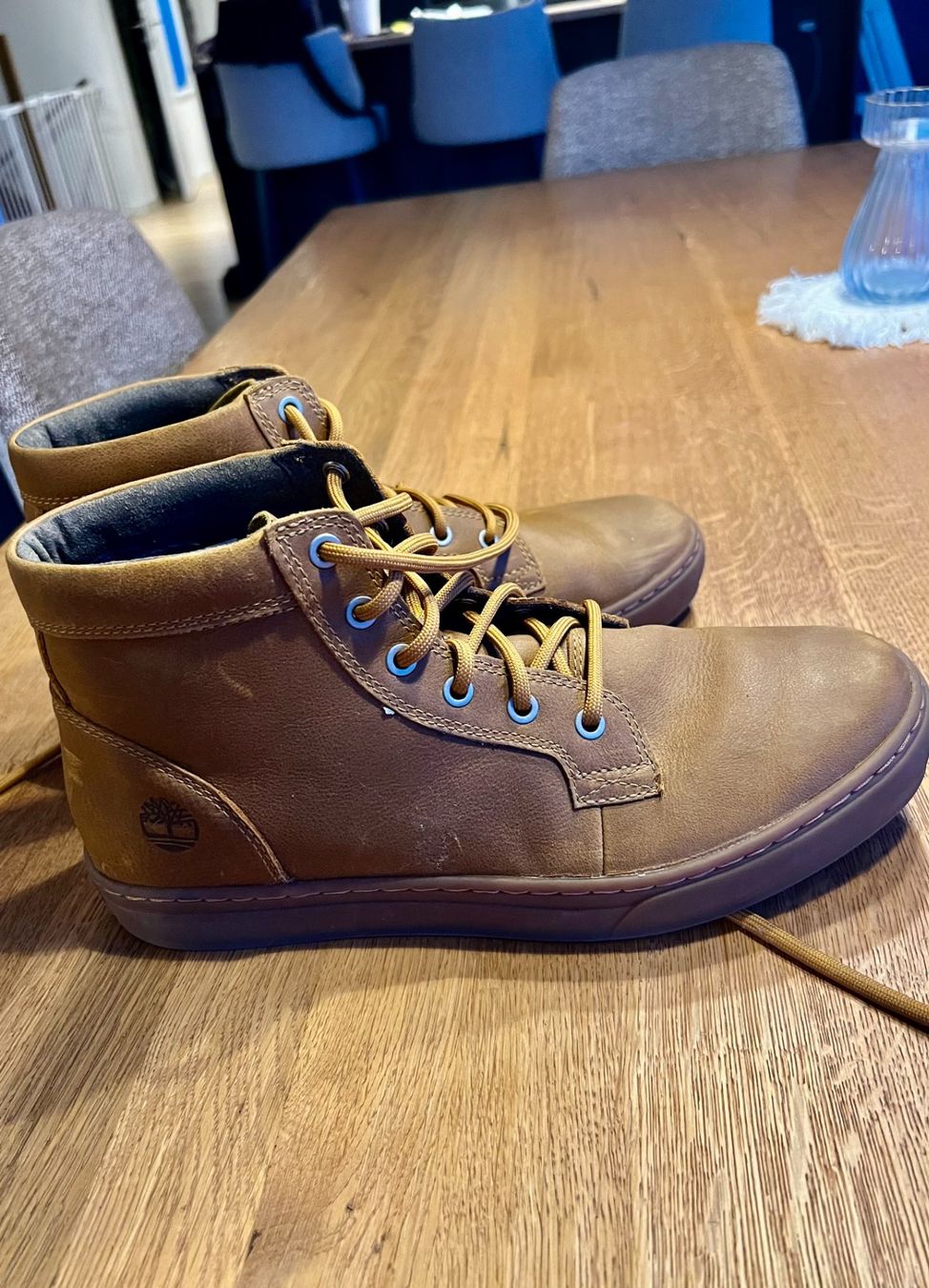 Scarpe da uomo: Chaussures Timberland 39 1/2 – Usato da Chabrey venduto da vid0ndessence 1