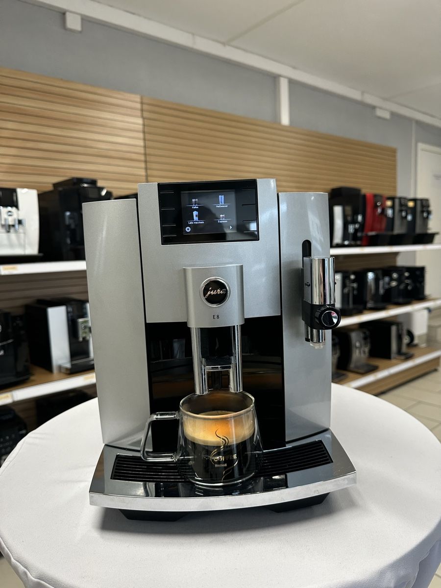 Jura Kaffeemaschinen & Espressomaschinen: JURA E 8 – Gebraucht aus Gränichen von Luma.KaffeeMaschinen 3