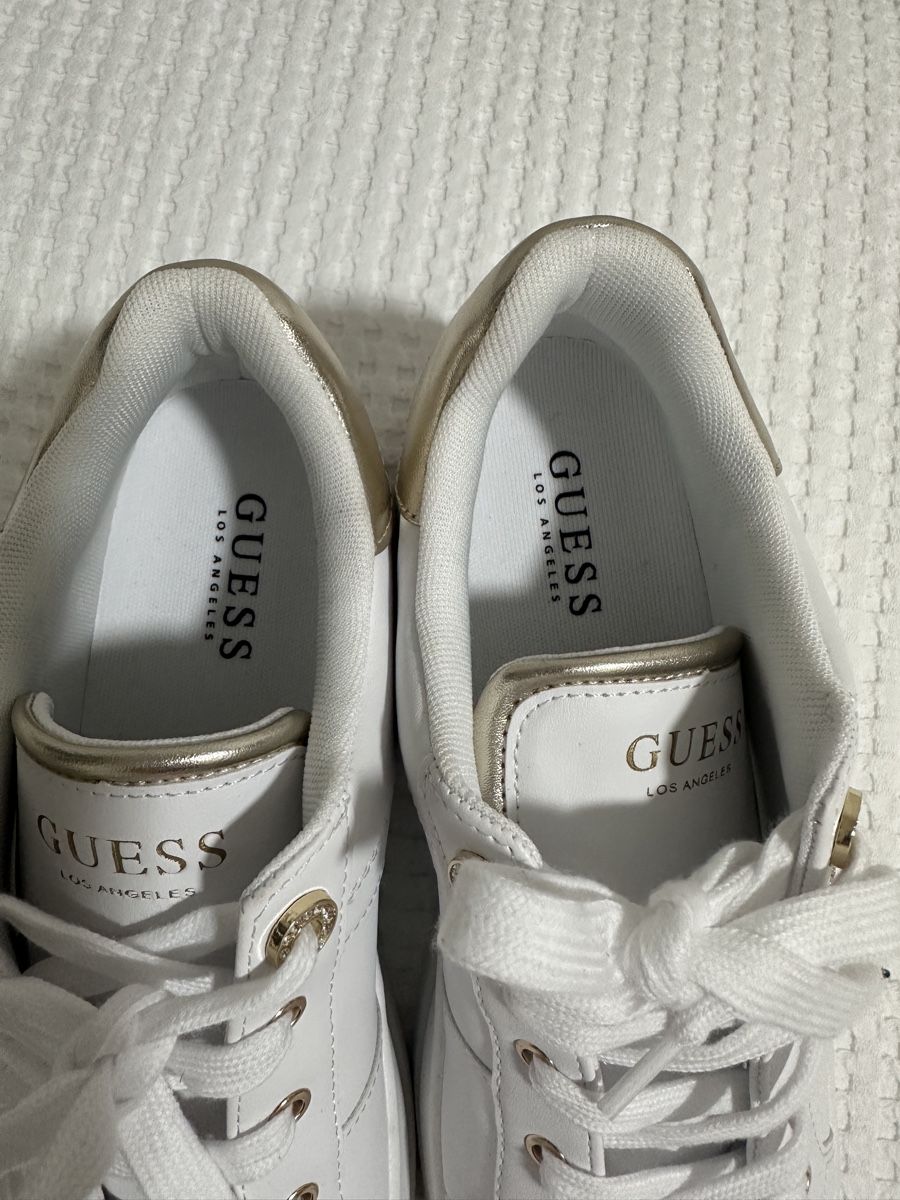 Guess Scarpe da donna: Guess Schuhe weiss Grösse 40 Damen – Nuovo e nell'imballaggio originale da Oberurnen venduto da nes_8xqt 1