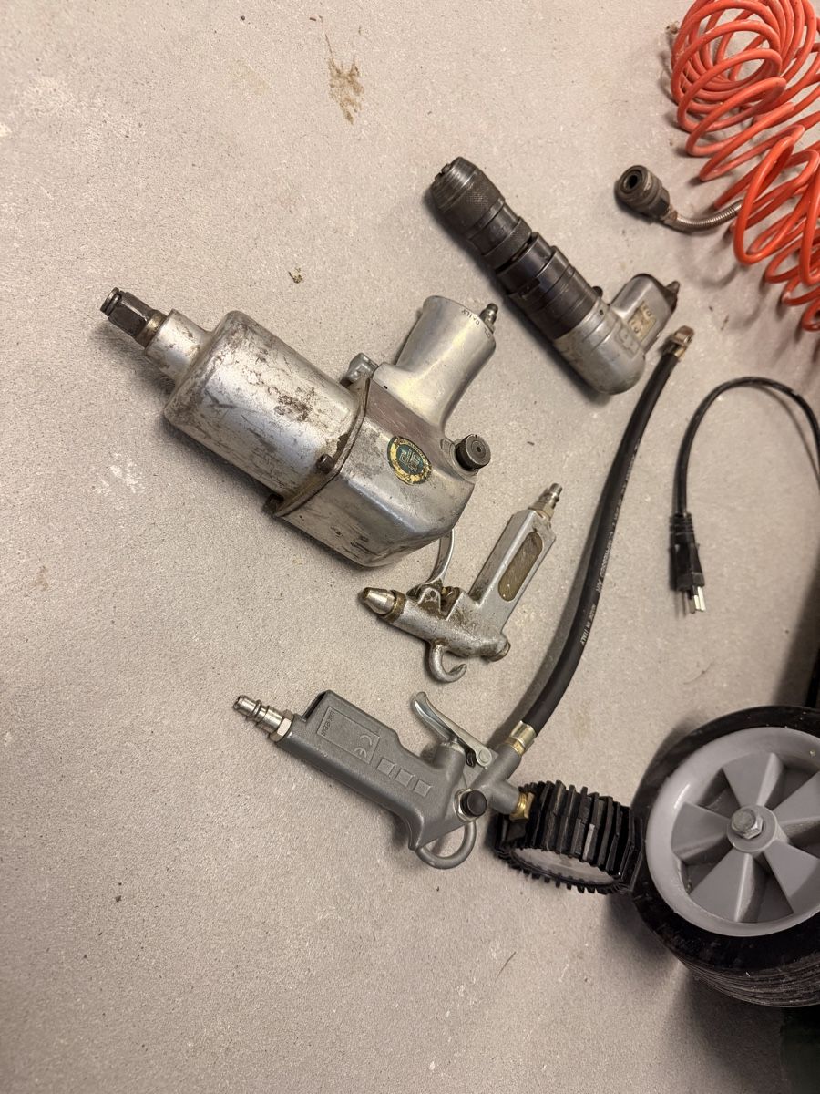 Metabo Compressori: Metabo Basic 250-24 W OF Kompressor – Usato da Balterswil venduto da new_one-123 3