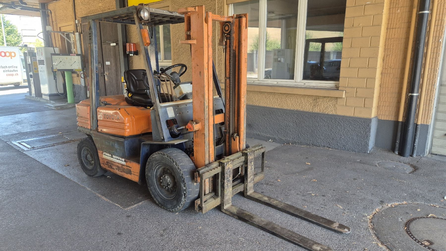 Toyota Gabelstapler & Hubwagen: Toyota Gabelstapler Diesel – Gebraucht aus Wichtrach von florianw02 2