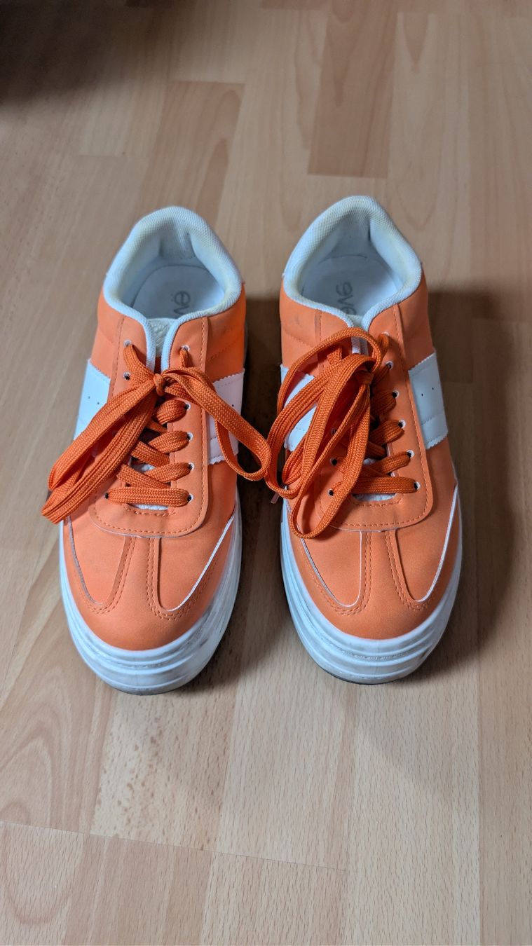 Damenschuhe: Schuhe Gr. 38 – Gebraucht aus Birrwil von dan_jdw7