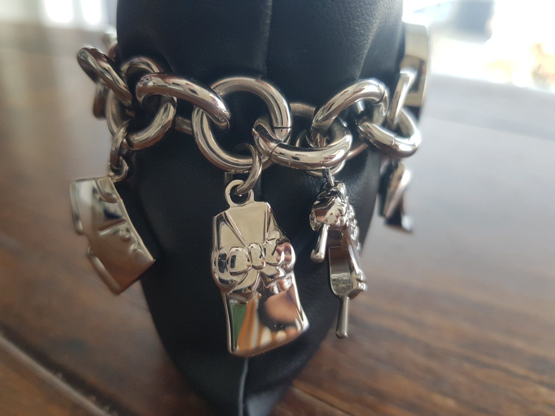 Moschino Orologi: NEUE MOSCHINO DAMENUHR – Nuovo (secondo la descrizione) da Root venduto da LifestyleAccessoires 1