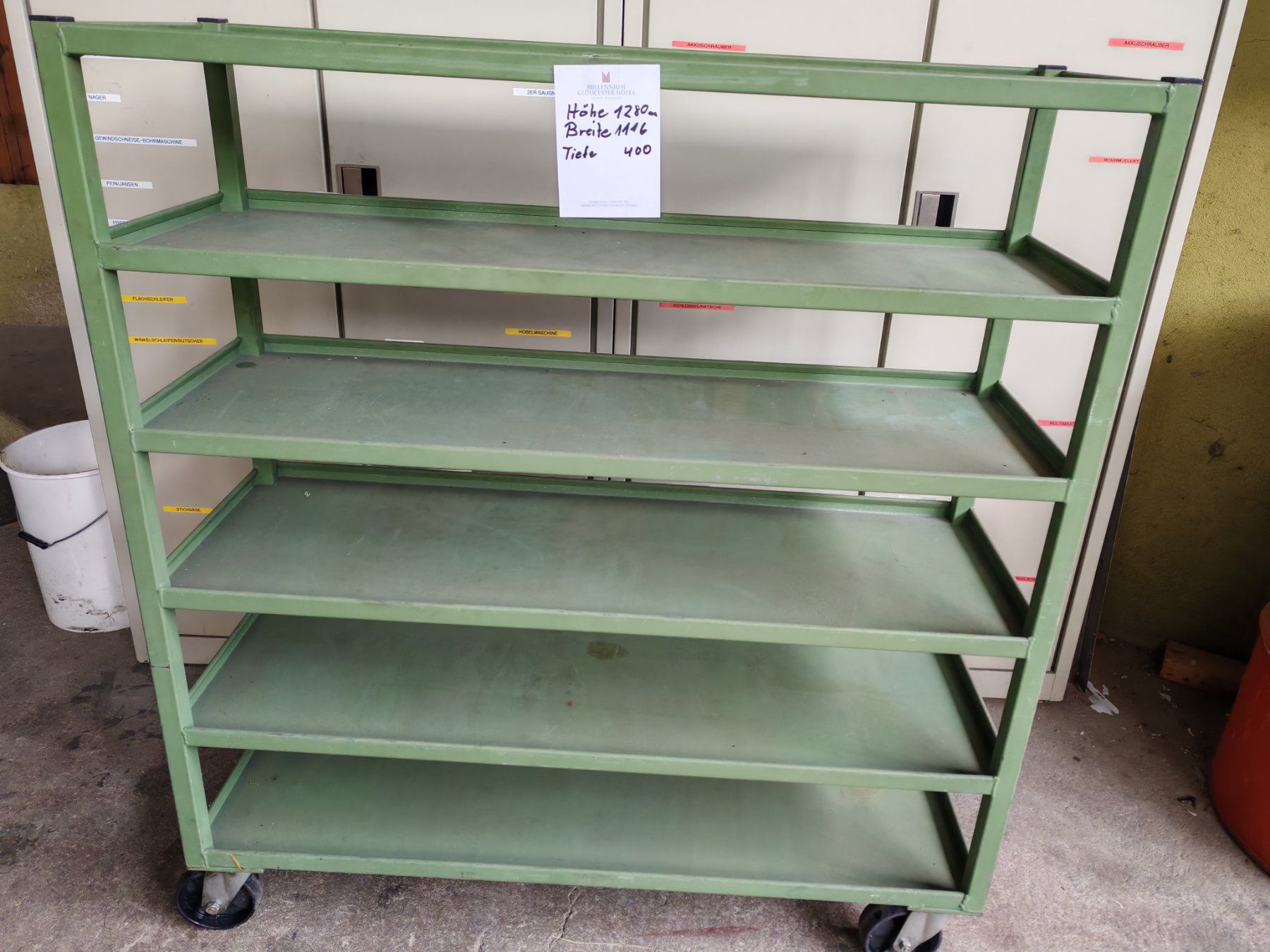 Scaffali: Fahrbares Gestell – Usato da Gontenschwil venduto da Luz58
