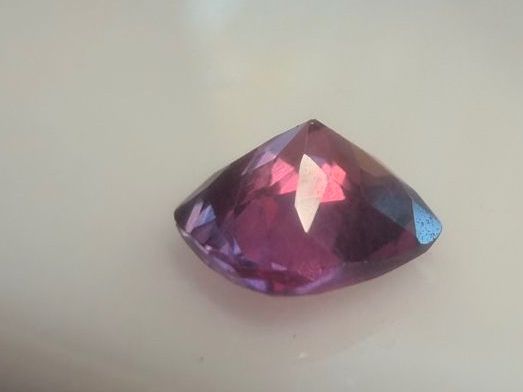 Pietre preziose: PADPARADSCHA SAPHIR  (N)  cusion  0.79cts – Nuovo (secondo la descrizione) da Seftigen venduto da tigers12 2