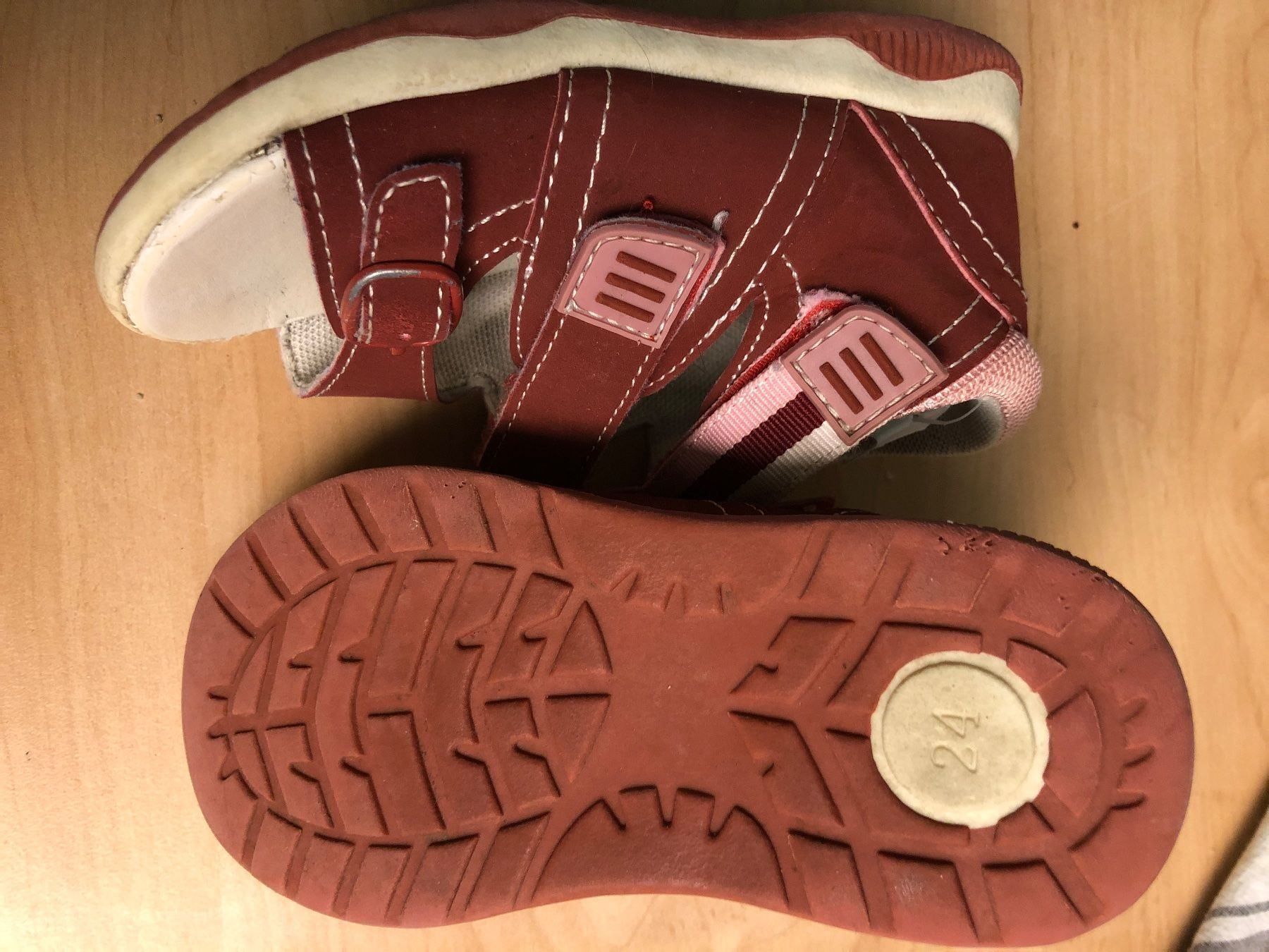 Scarpe per ragazze: Cupcake Sandalen Gr.24 – Usato da Obergerlafingen venduto da cabo4 3