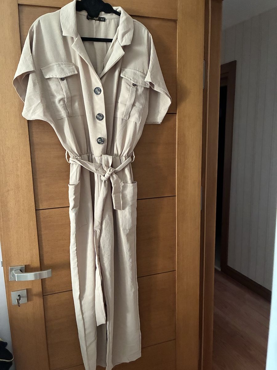 Jumpsuits: Elegante Jumpsuit – Neu (gemäss Beschreibung) aus Allschwil von eyl_bb8q 1