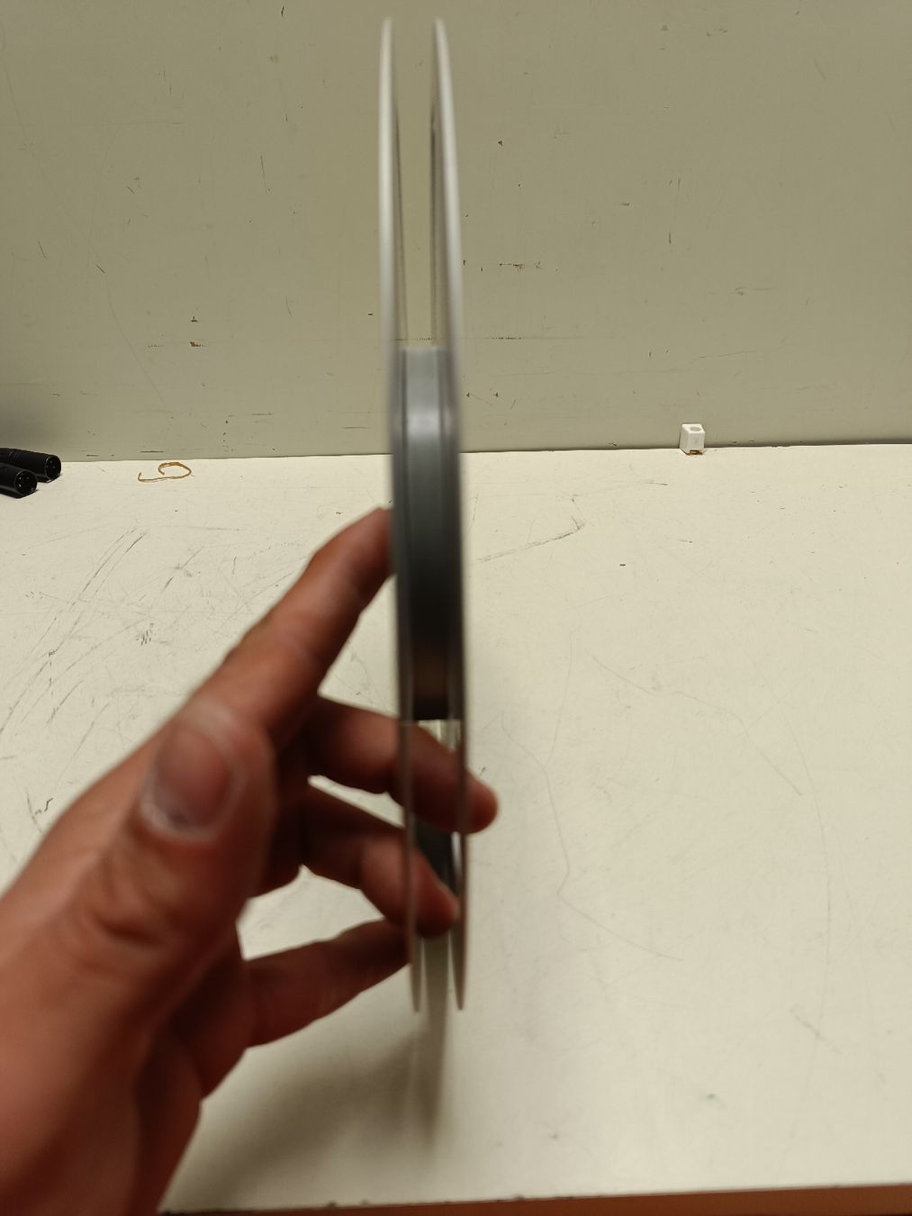 Nastri decorativi: Leere Tonbandspule , Durchmesser 26.5cm,(em63) – Usato da Künten venduto da Schnaepplihuus 2