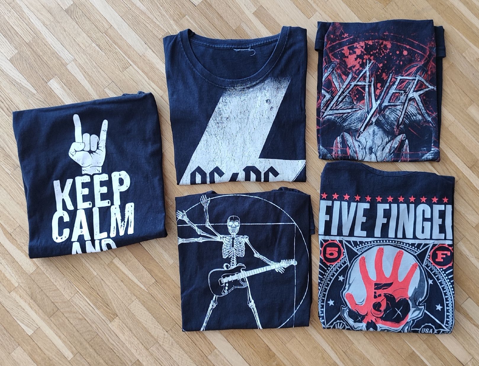 Lotti di vestiti: T-shirts sans manches (débardeurs) – Usato da Ursy venduto da Sebastien-85
