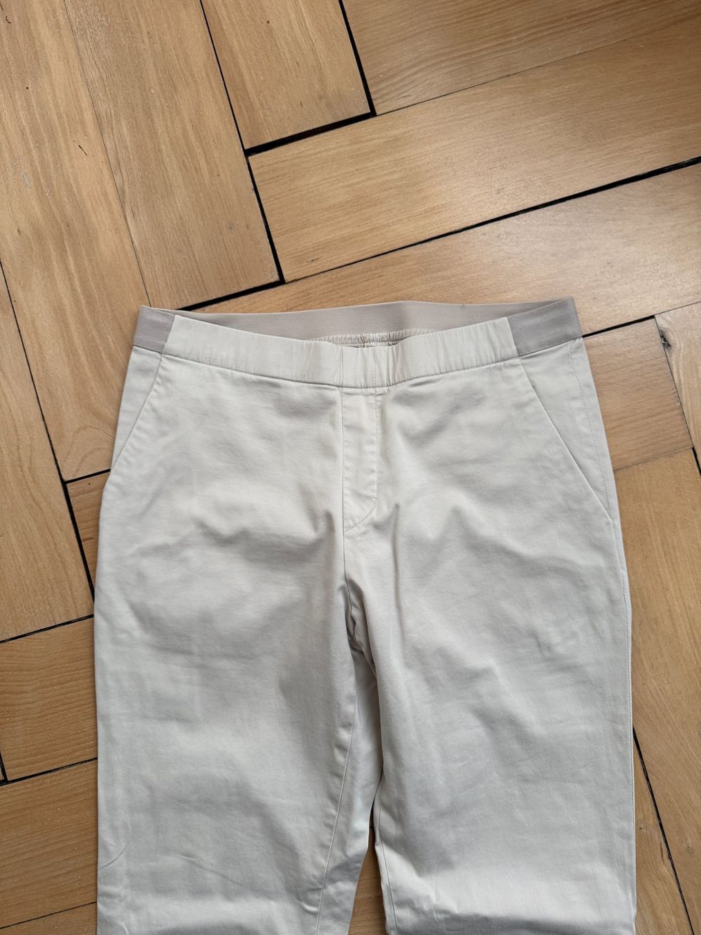 Uniqlo Hosen: UNIQLO - Hose beige M – Gebraucht aus Zürich von Diazaio 1