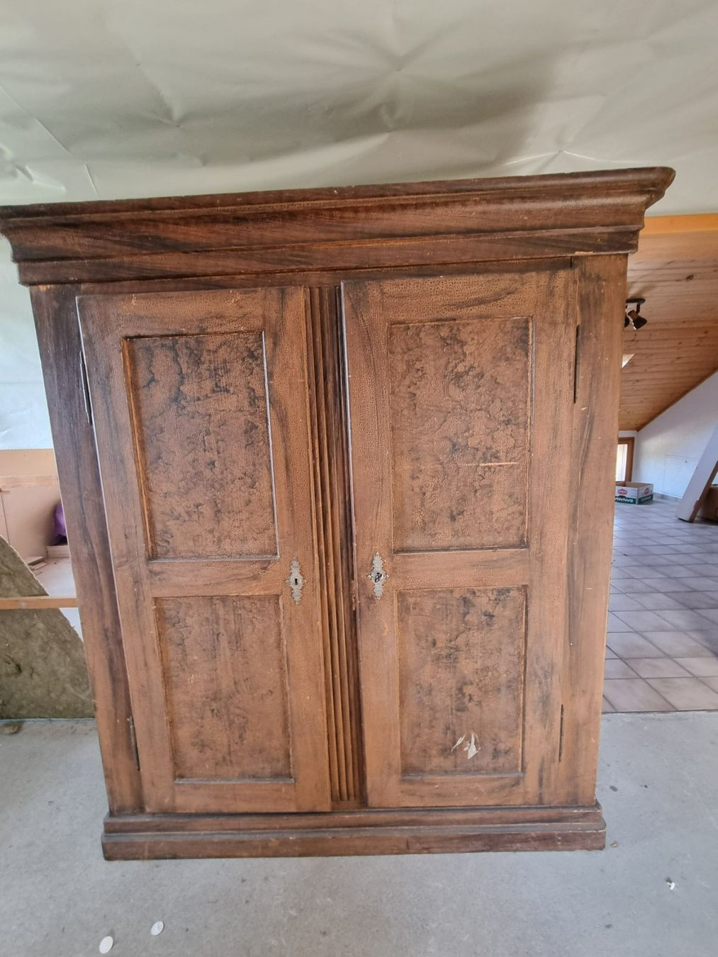 Armadi: Antiker Schrank – Usato da Rheinklingen venduto da Weinberg14