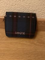 Dakine Portemonnaie kariert mit Reissverschluss 