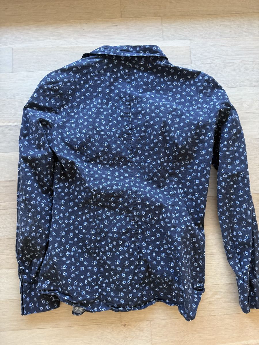 Blusen: Bluse blau mit Blumenmuster – Gebraucht aus Zürich von wimper6 1
