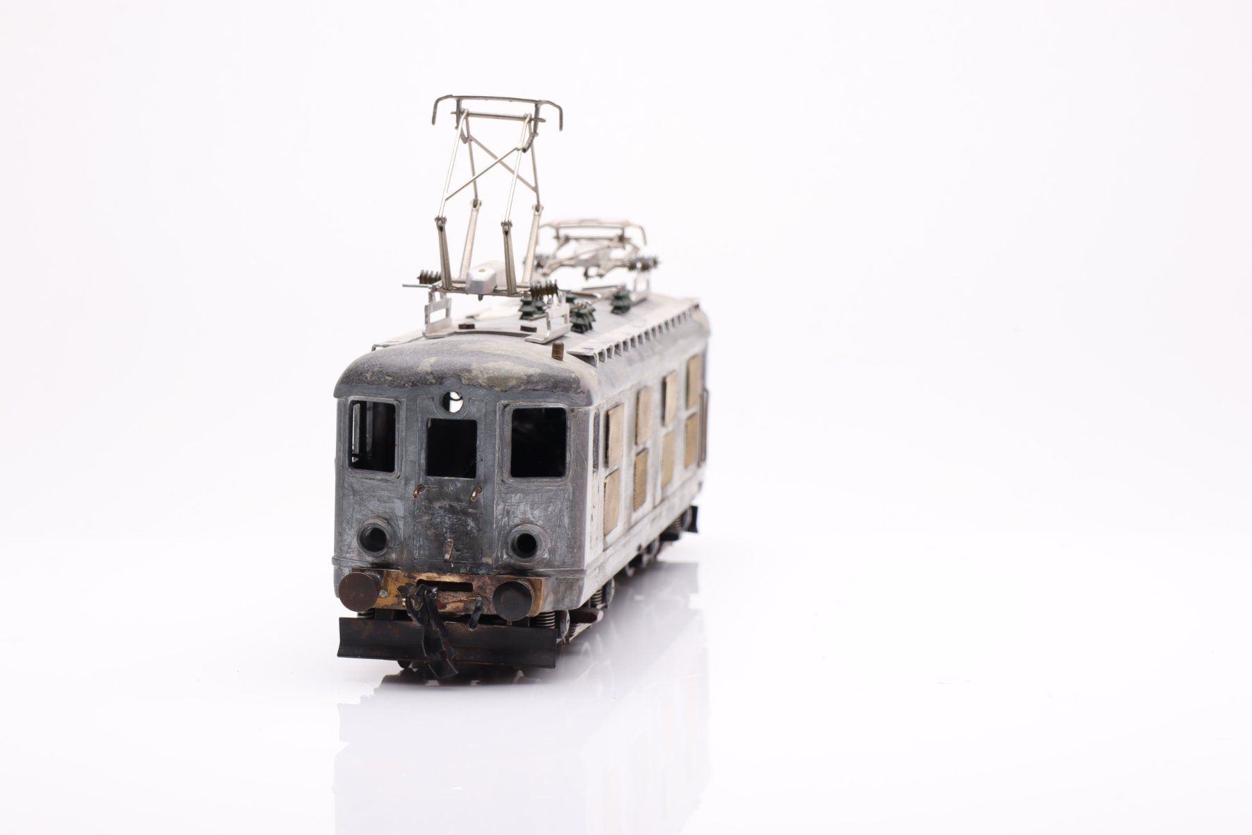 Hag Modelleisenbahnen: Keiser/Hag Re 4/4' Rohling Spur 0 – Defekt aus Ried (Muotathal) von Modellbahn.swiss 3