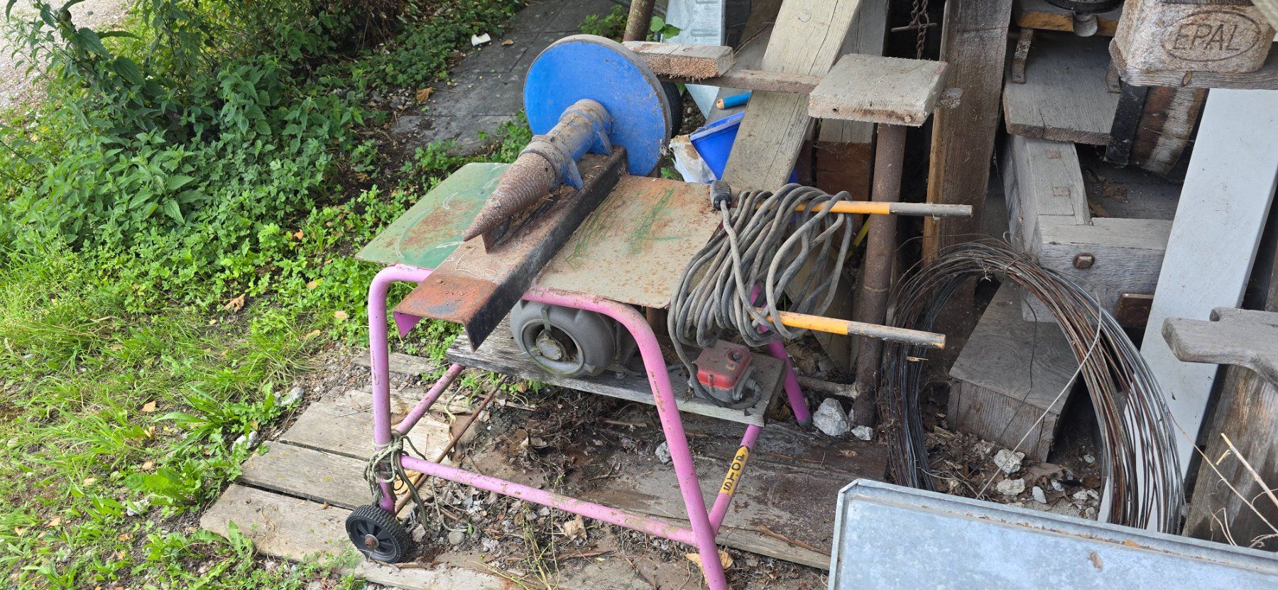 Tutte le macchine: Holzspalter auf 2 Rädern – Difettoso da Züberwangen venduto da Roff