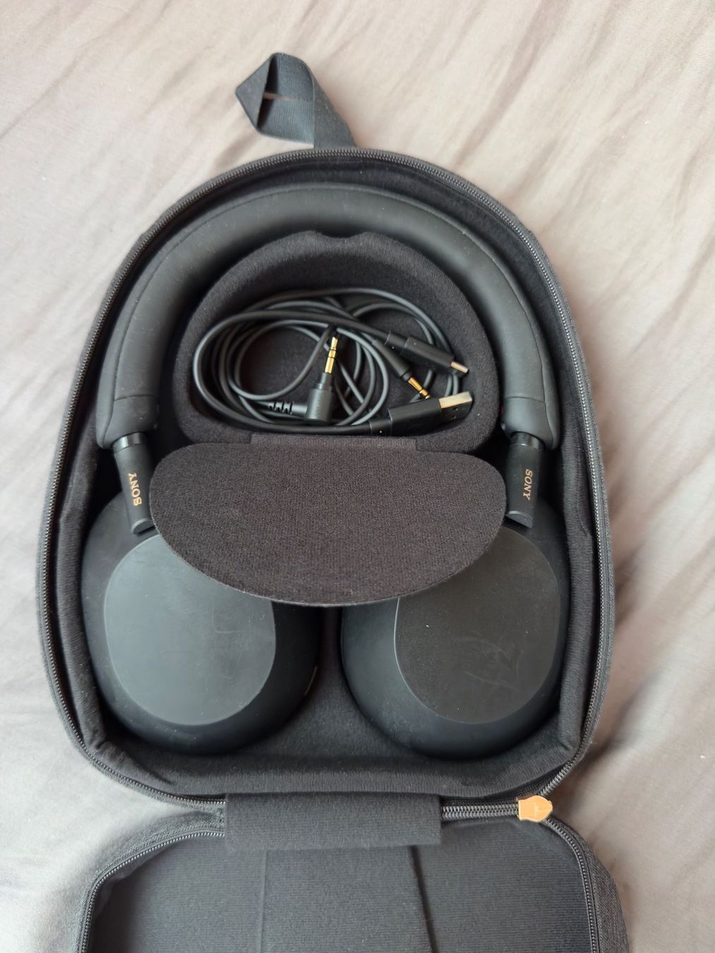 Sony Cuffie: Kopfhörer Sony WH-1000XM5 – Usato da Zizers venduto da Muruk 1