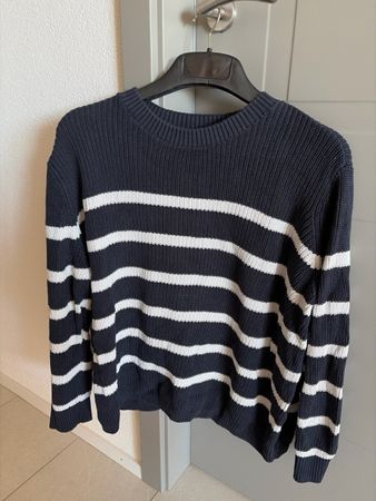 Pull C&A marine taille 2XL très bon état