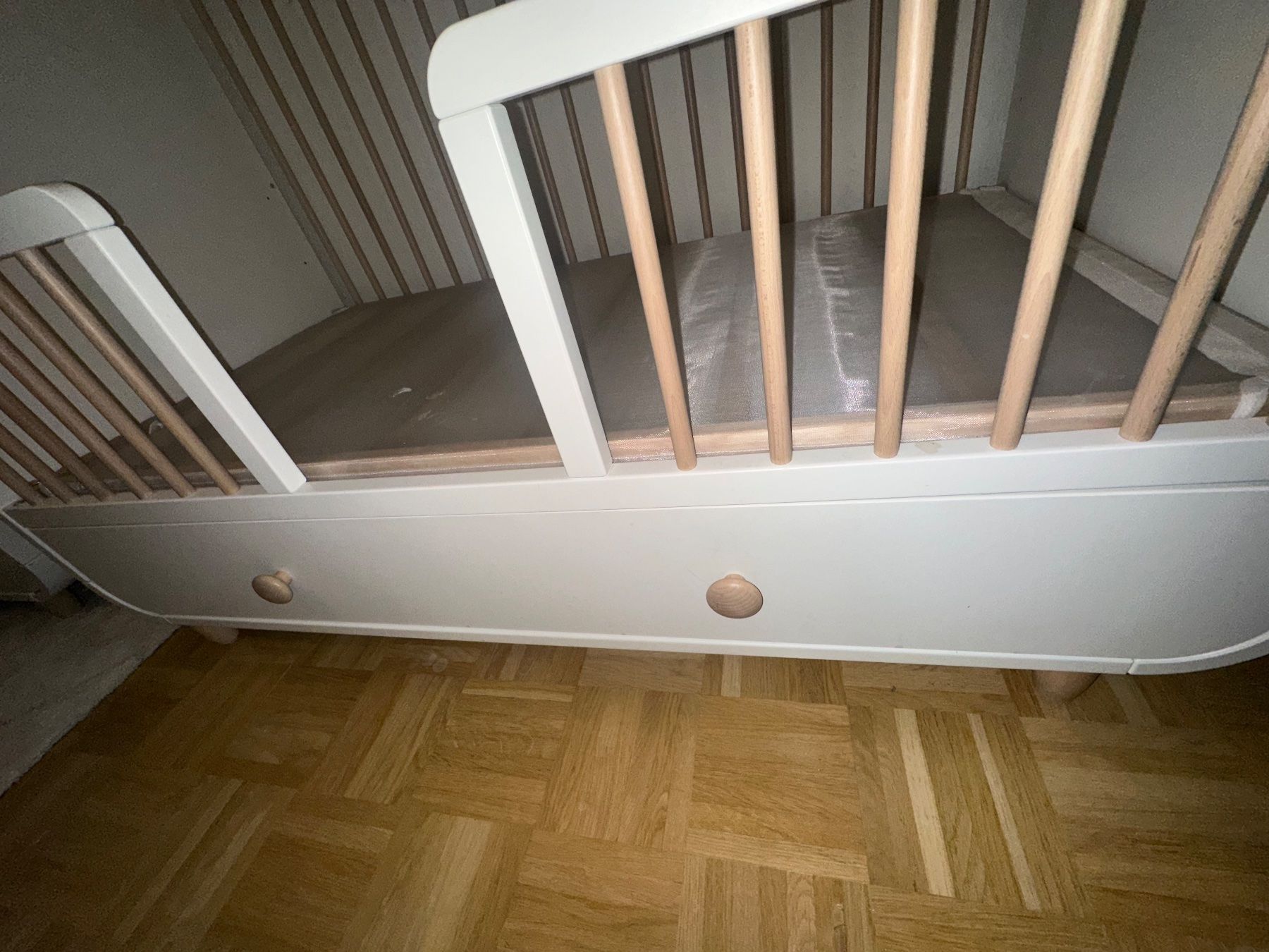 Lits: Chambre bébé table à langer et lit myllra IKEA – D'occasion à Carouge GE par Leeleelee2 5