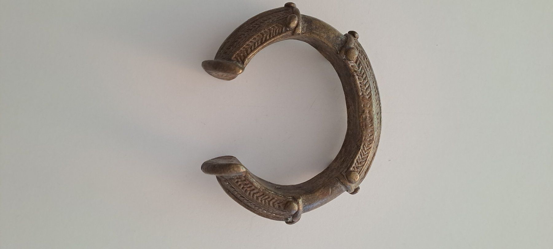 Altri gioielli: Armring Baule Elfenbeinküste antik1 – Usato da Zürich venduto da Michel1896 1