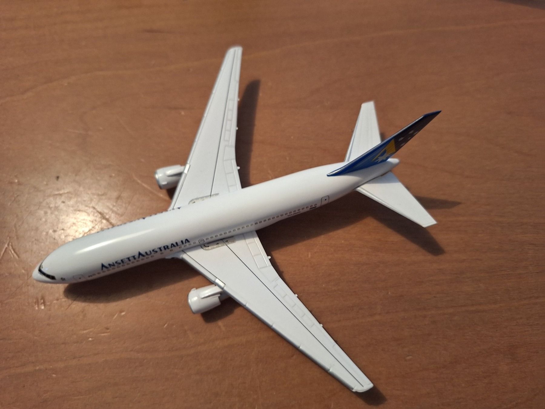 Boeing Kit di modellismo & Modellini statici: Ansett Australia B767-277 1:400 – Usato da Sargans venduto da nicsam1815 1