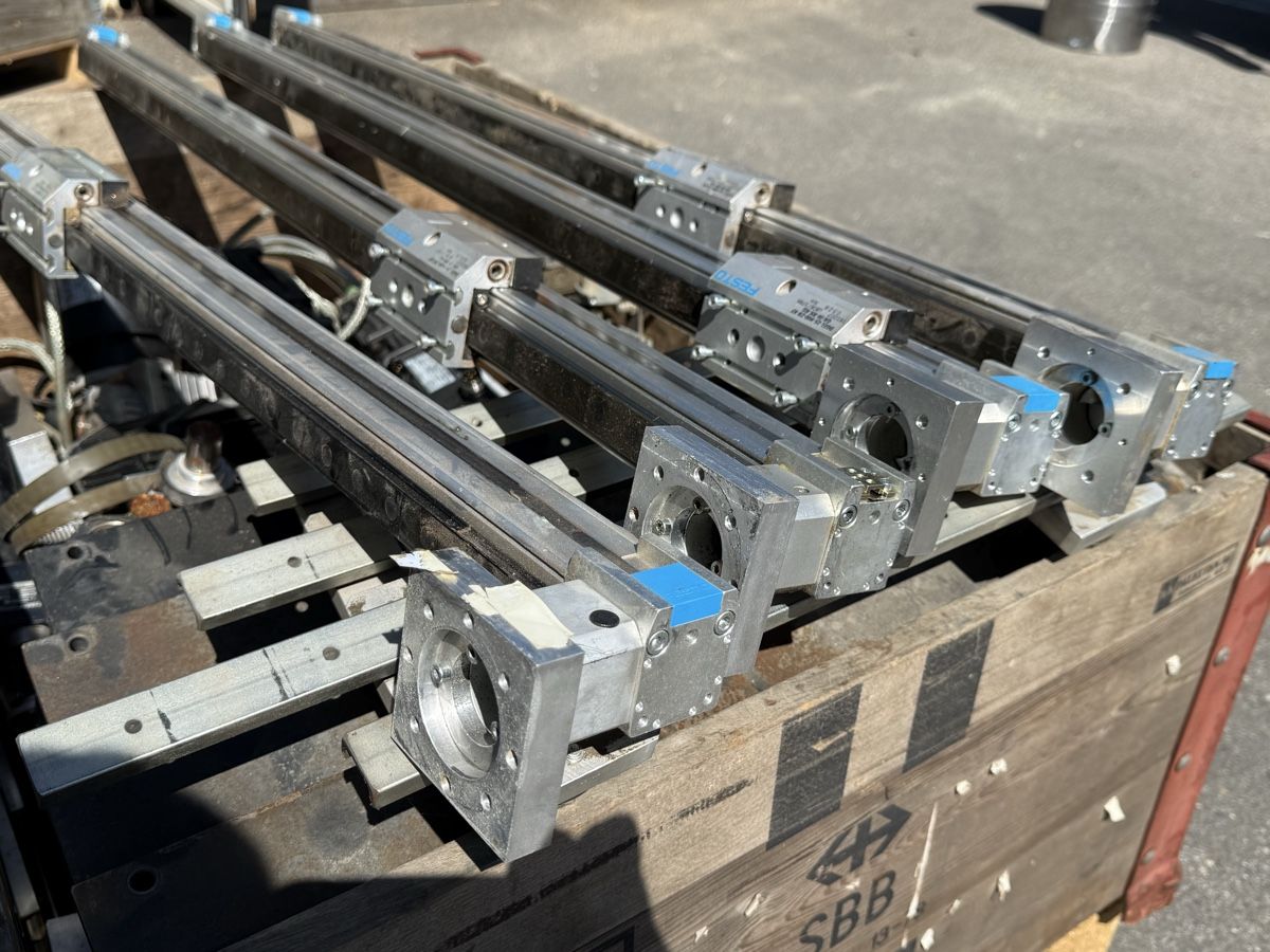 Metall- & Schlosserei Sonstiges: Festo Linearmodule, Schrittmotoren, Motoren Winkelgetriebe – Gebraucht aus Boswil von ABLagerBoswil 1