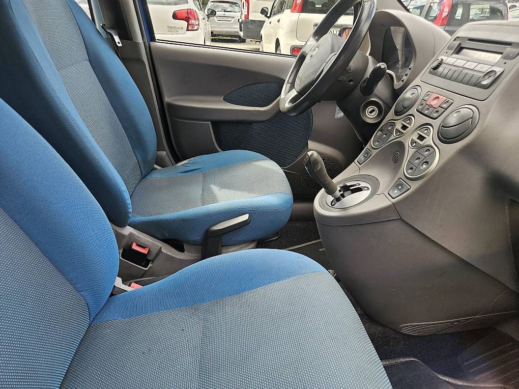 Autos: FIAT PANDA AUTOMATICA  – D'occasion à minusio par autolowcost 1