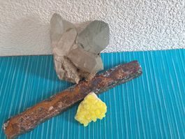 Jaspachat Schnittstück , Bergkristall und Schwefel Kristall