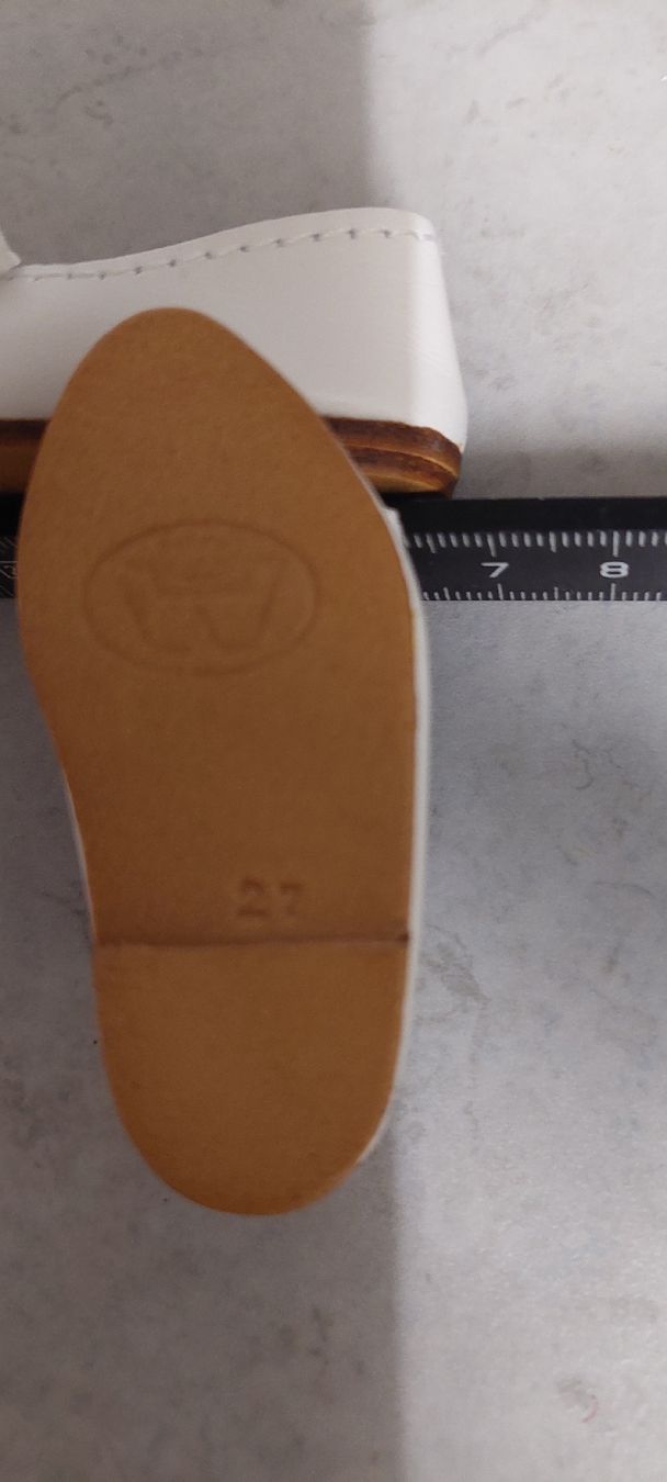 Bambole: 5Paar Puppenschuhe  – Usato da Muri AG venduto da nindo1 4