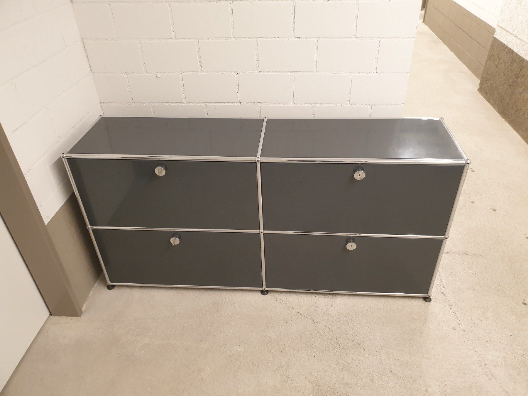 USM Scaffali: USM Sideboard Anthrazitgrau (Preis VB) – Usato da Zürich venduto da LUXUS2020