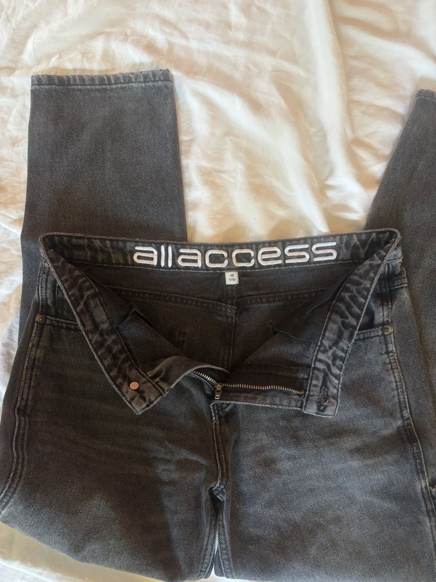 Pantaloni: Jeans All Access Herren / Kinder dunkelgrau Grösse 170 – Usato da Solothurn venduto da sonnenscheiin11 5