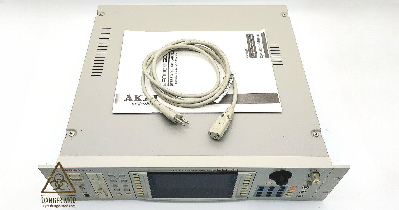 Akai Strumenti musicali: Sampleur Akai S5000 - Vintage! – Usato da Villars-sur-Glâne venduto da Danger_Mod 1