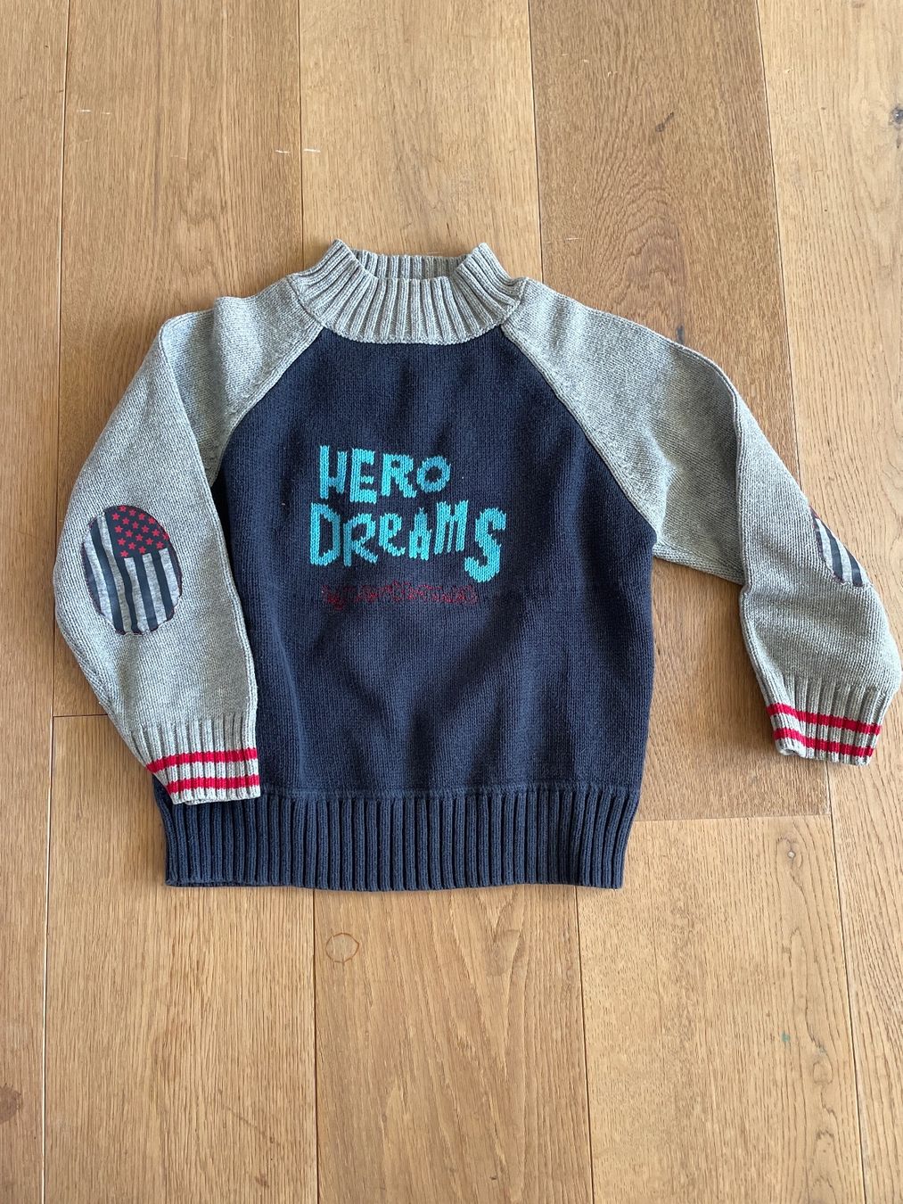 Pullover & Sweatshirts: Pulli Gr. 98/104 – Gebraucht aus Zollikofen von groegeli