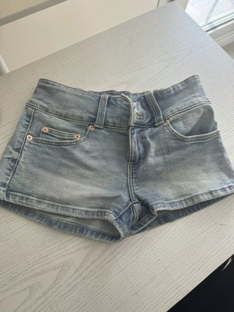 Jeans: JEANS PANTS GR. XS – Neu (gemäss Beschreibung) aus Opfikon von onlineschweiz 1