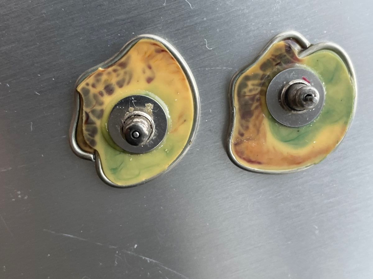 Ohrringe & -stecker: Vintage Emaillierte Ohrringe / Stecker – Gebraucht aus Zürich von Pamuk04 2