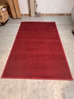 Teppich rot Florhöhe ca. 1 cm, guter Zustand
