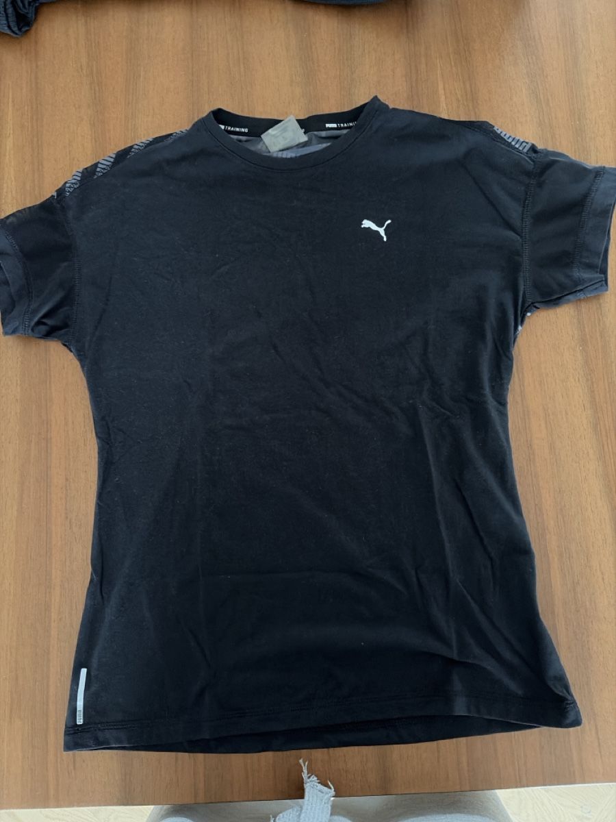 Puma T-shirt: Schwarzes Sportshirt – Nuovo (secondo la descrizione) da Dietikon venduto da me9_mh2j