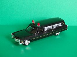 Cadillac 66 Station Wagon von Busch 1/87