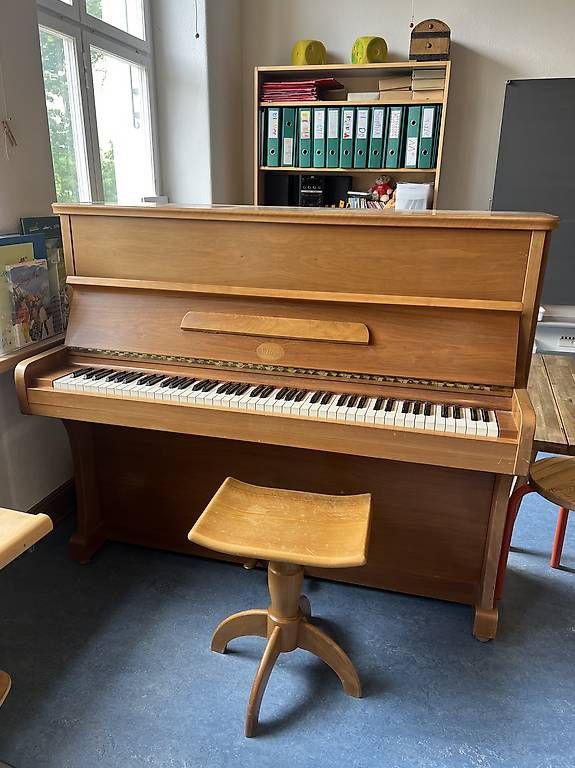 Musikinstrumente: Klavier – Gebraucht aus Zürich von deborah_wickli